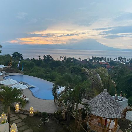 The Kama Hotel Batununggul Buitenkant foto