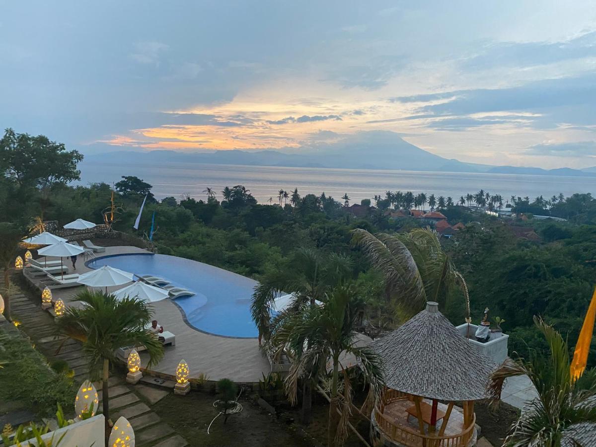 The Kama Hotel Batununggul Buitenkant foto